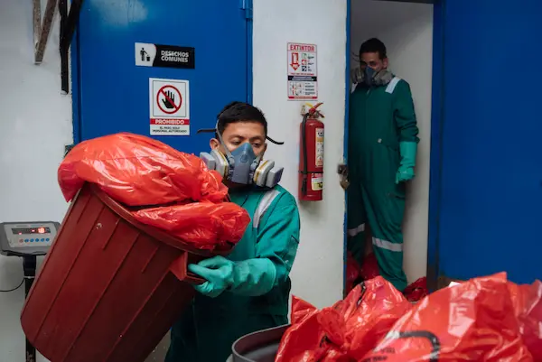 La gestión responsable de desechos médicos y su impacto ambiental